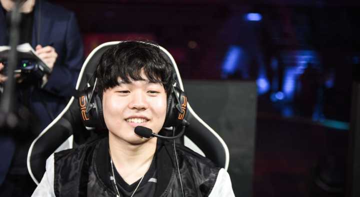 能否根据目前igfanatic两队的比赛发挥分析一下s8决赛的情况